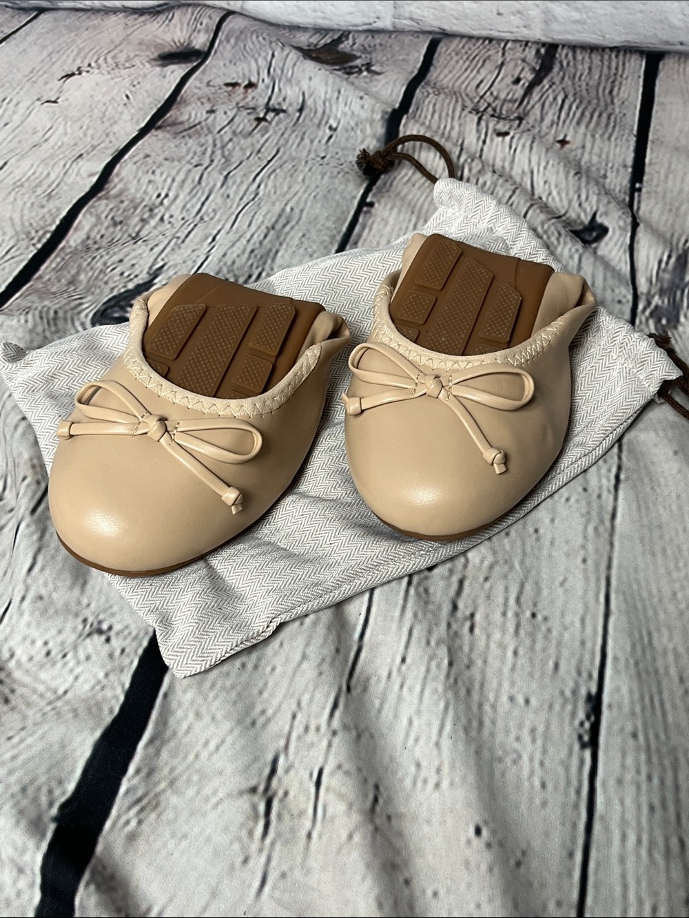 Foldable Beige Ballet Flats with Bow Accent